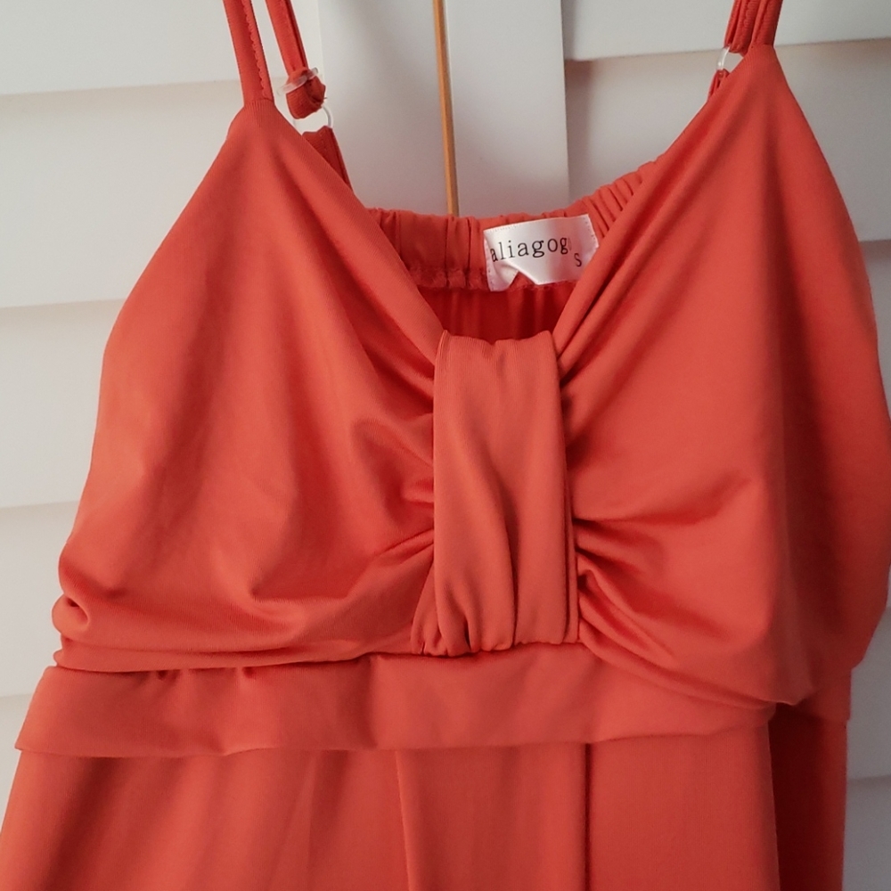 Coral Stretchy Flowy Sleeveless Dress